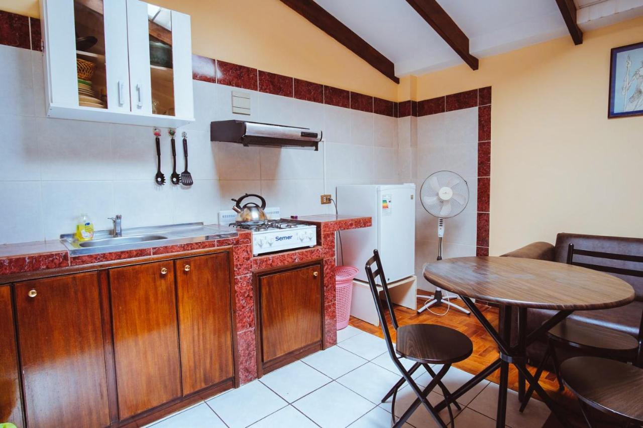 La Maison Martinet Uyuní Extérieur photo