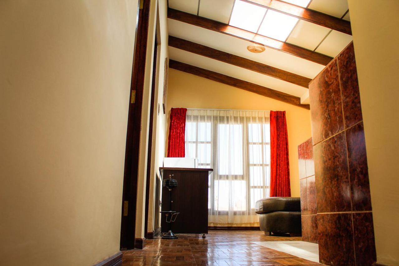 La Maison Martinet Uyuní Extérieur photo